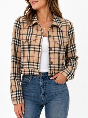 Burberry Beige Plaid Cropped Button Jacket